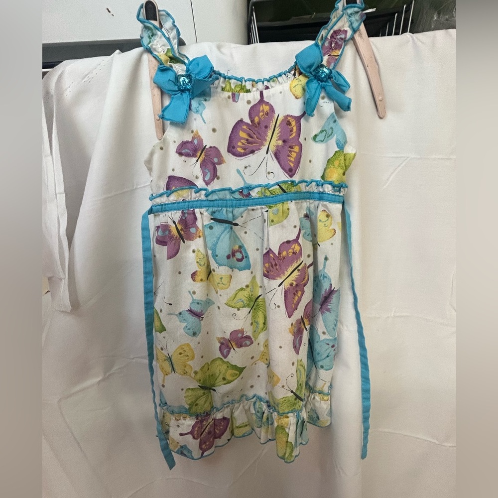 Young land butterfly dress.